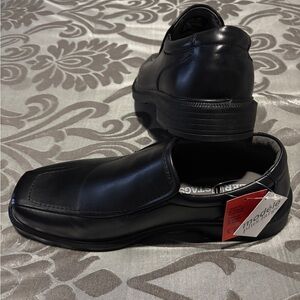 Men’s comfortable Deer Stags cushioned brand new  shoes size 10 W.